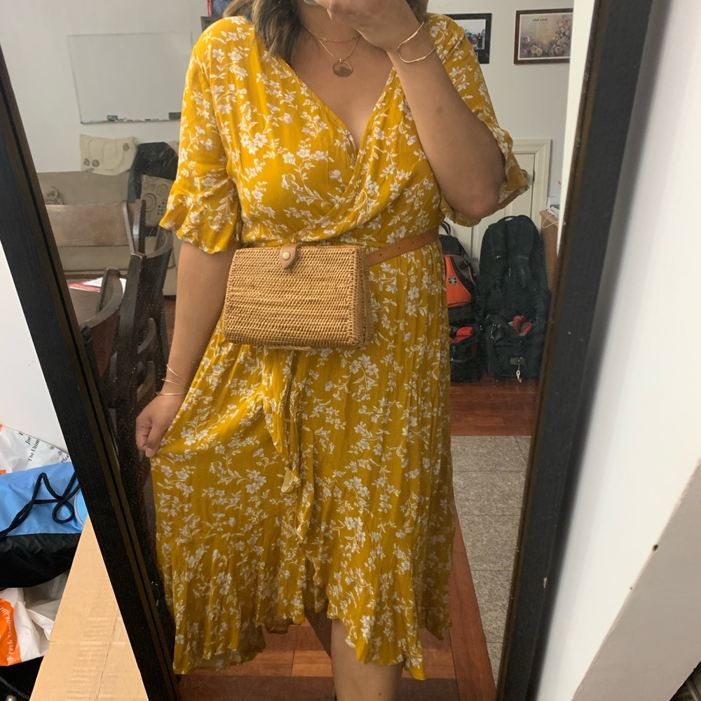 Woven belt bag